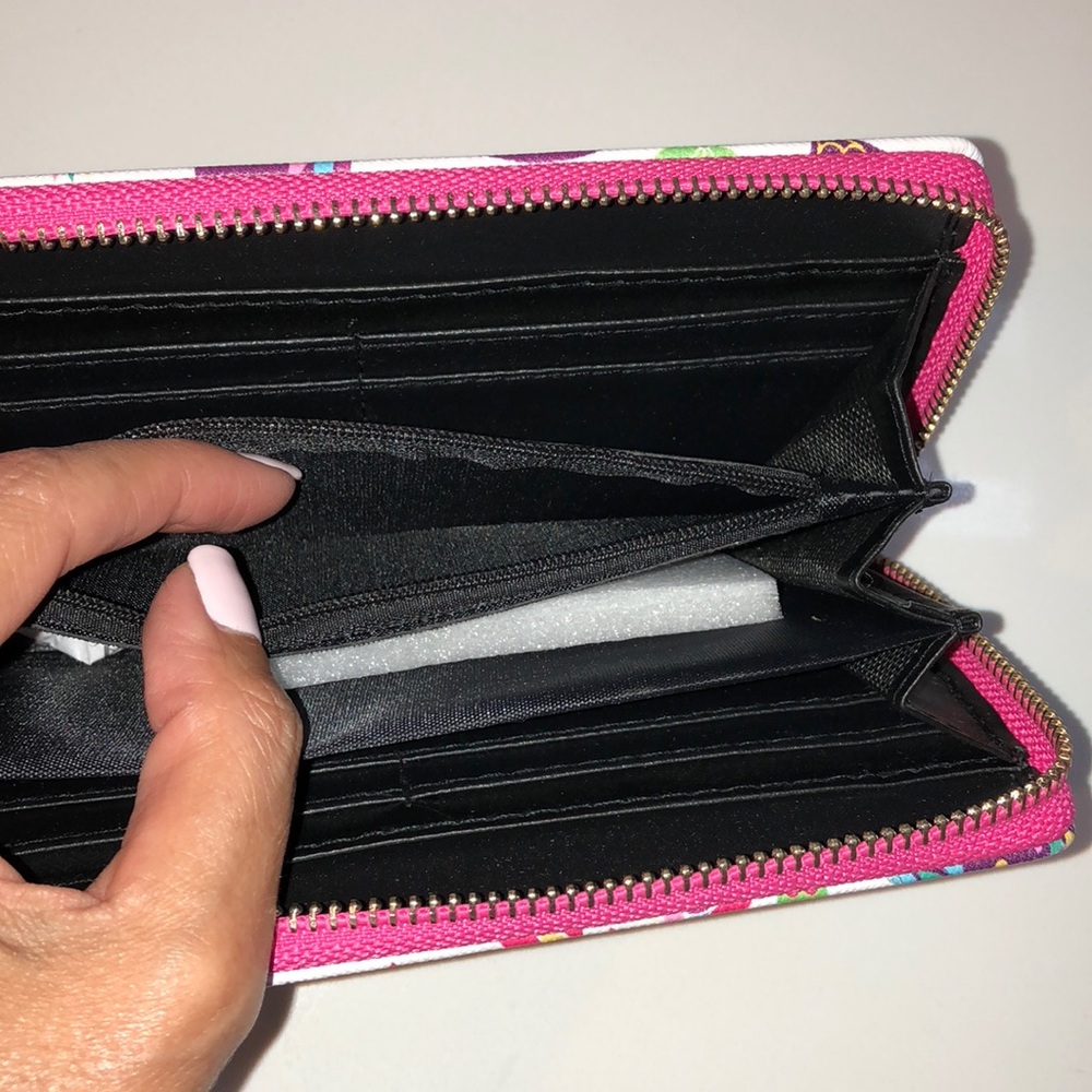 Wallet - Picture 6 of 8